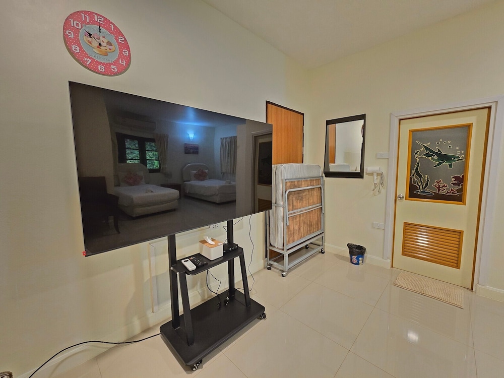 Superior Twin Room - Photo 12