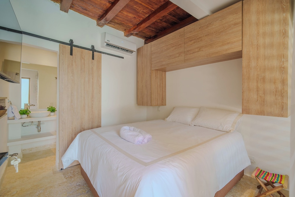 Standard Double Room, 1 Queen Bed photo 2