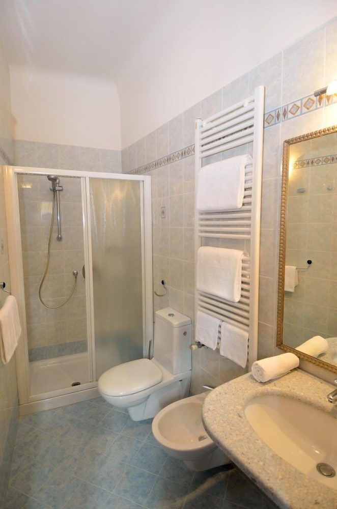 Double Room, Private Bathroom (not in room) photo 2