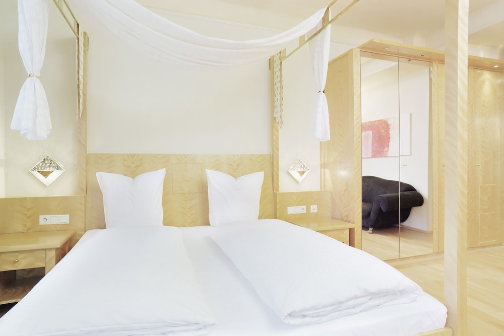 Signature Double Room - Photo 2