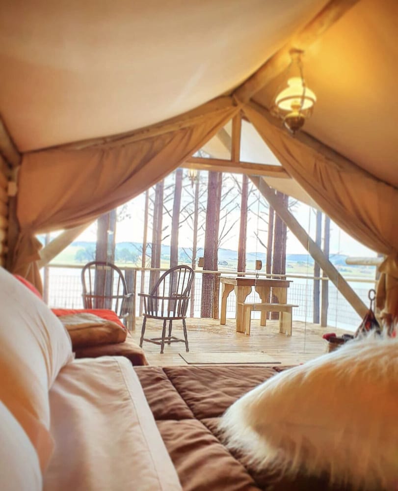 Romantic Cabin, 1 Queen Bed, Lake View - Photo 7