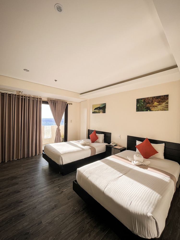 Deluxe Double or Twin Room, 2 Double Beds, Ocean View photo 1