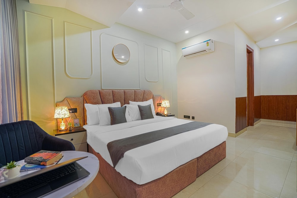 Super Deluxe Room - Photo 6