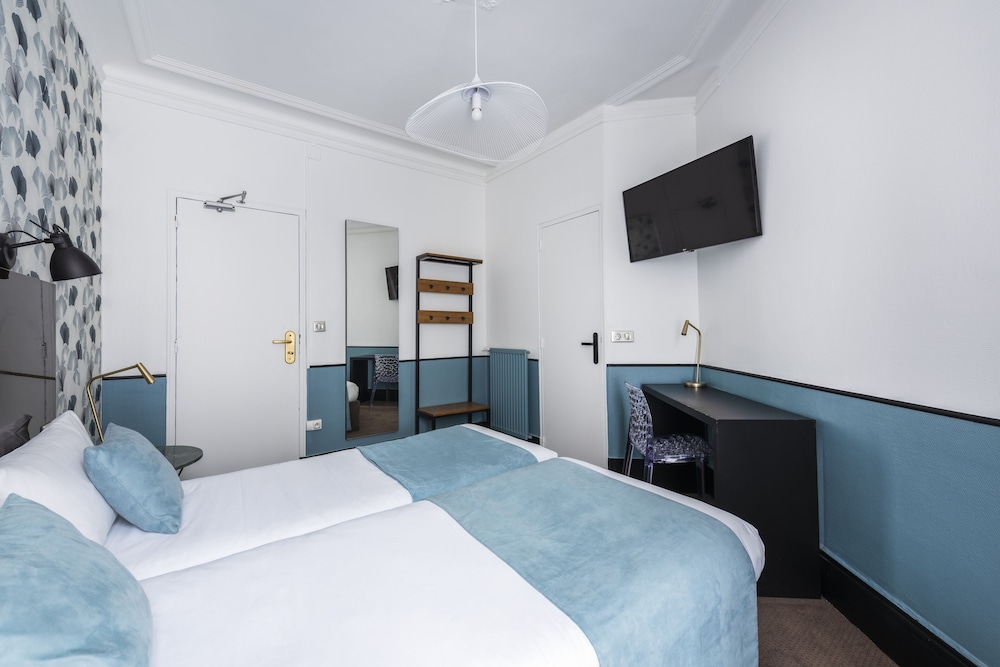 Economy Quadruple Room photo 2