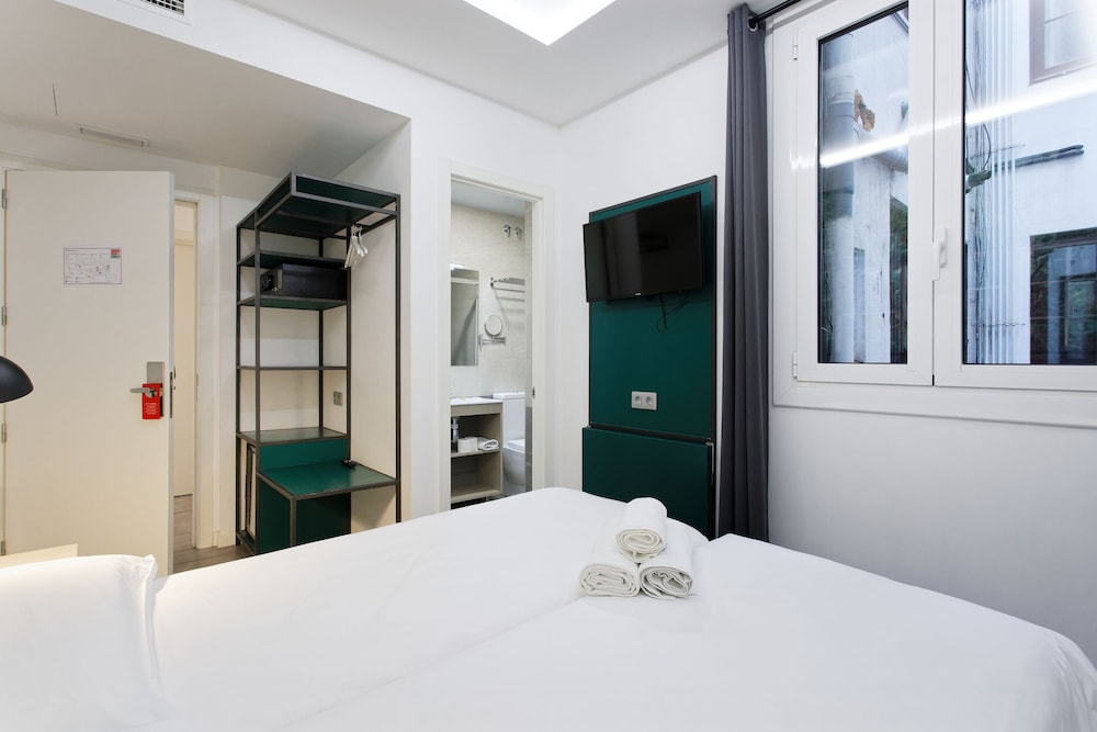 Small Twin Room without view photo 2