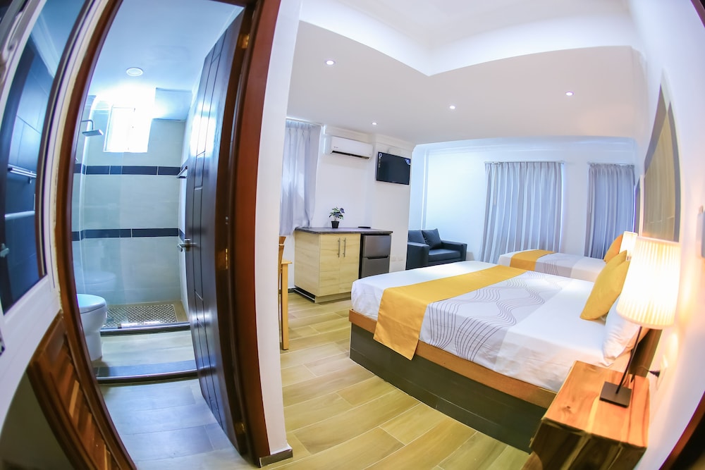 Family Quadruple Room photo 2