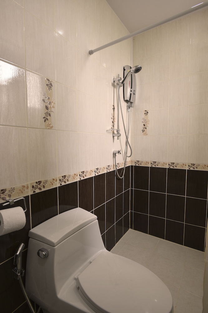 Deluxe Suites Double Room photo 3