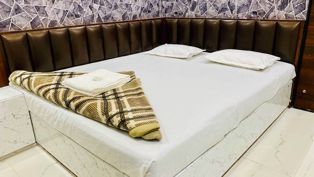 Deluxe Double Room, City View photo 2