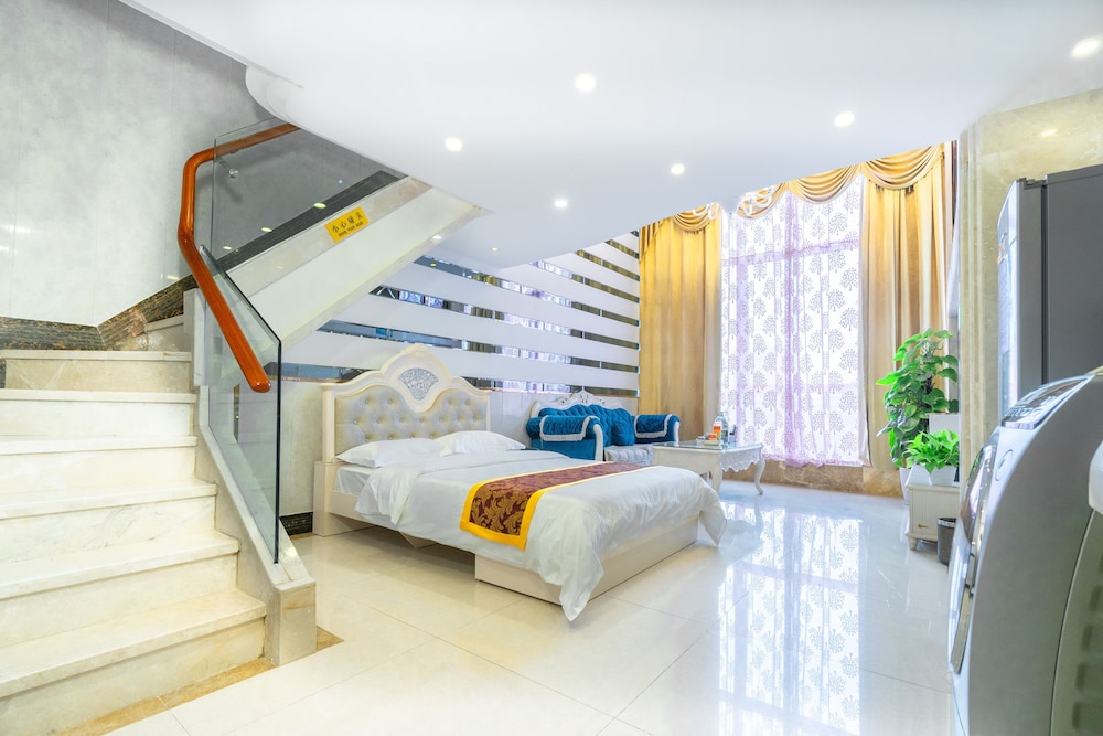 Deluxe Suite(Two bed for 4 person) photo 3