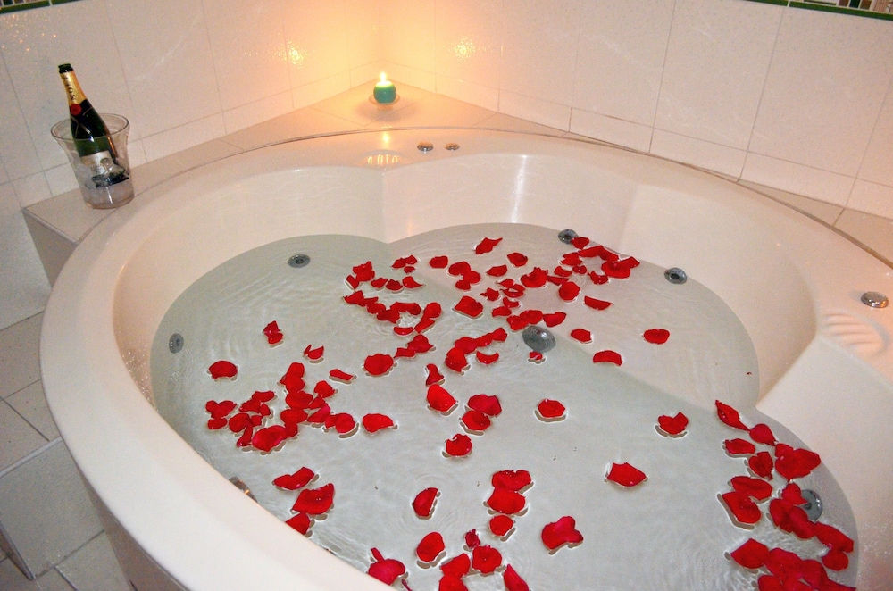 Double Room, Jetted Tub photo 1