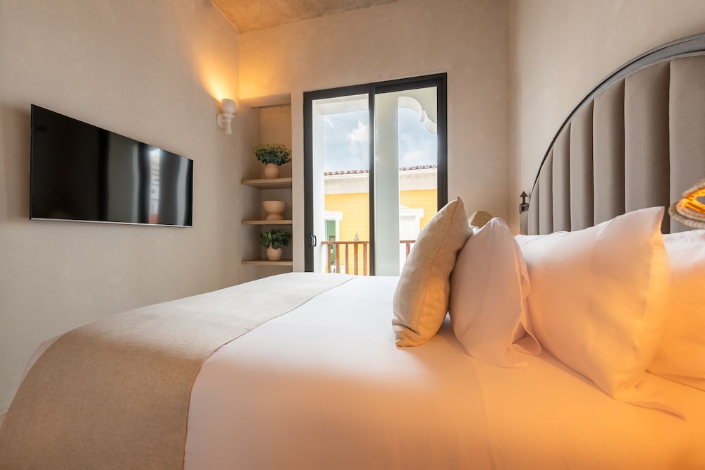 Junior Suite, Balcony photo 2