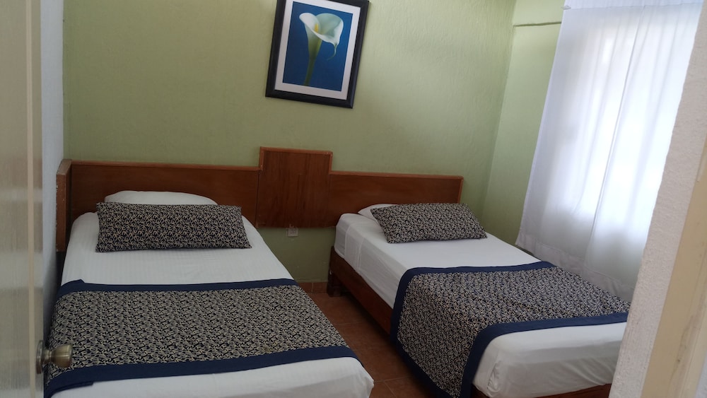 Family Room, Multiple Beds, Non Smoking