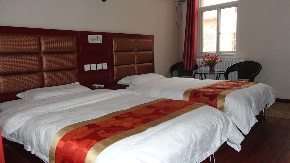 Standard Twin Room(Chinese Domestic Guests Only) photo 1