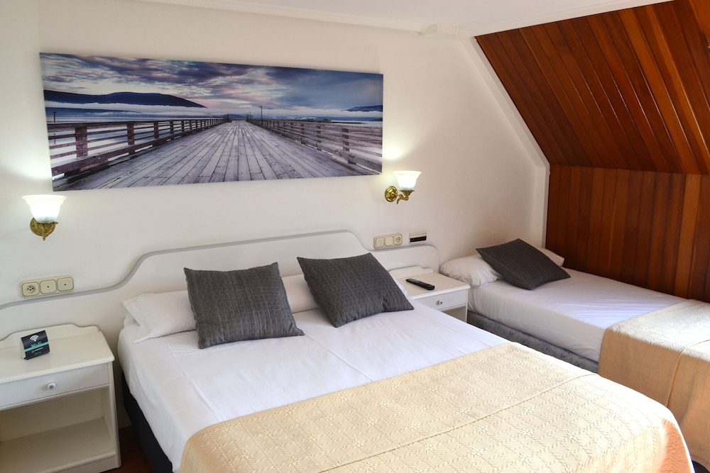 Triple Room - Photo 6