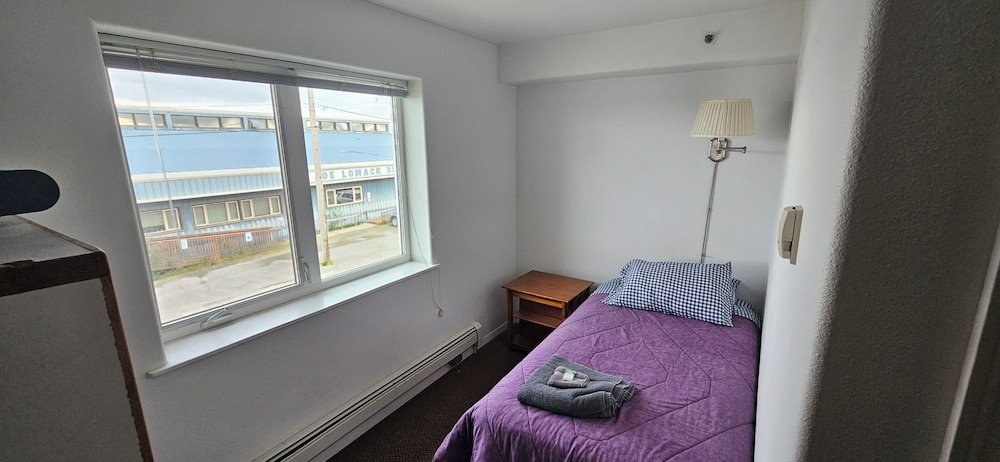 Classic Single Room, River View photo 3