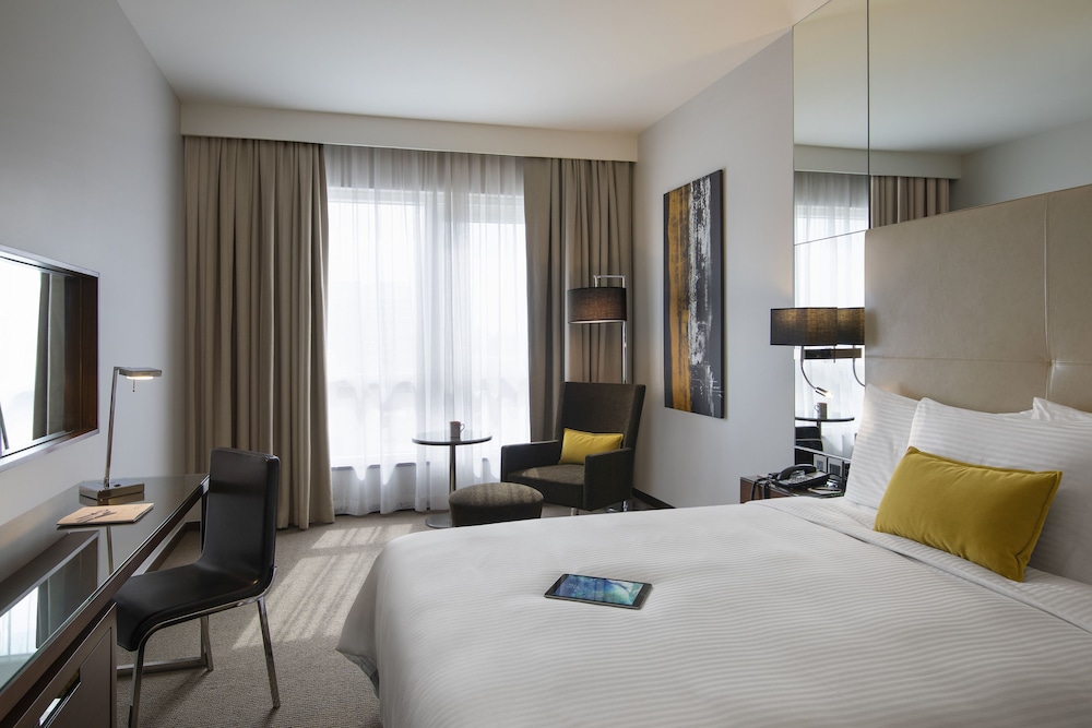 Room, 1 Queen Bed (Centro)
