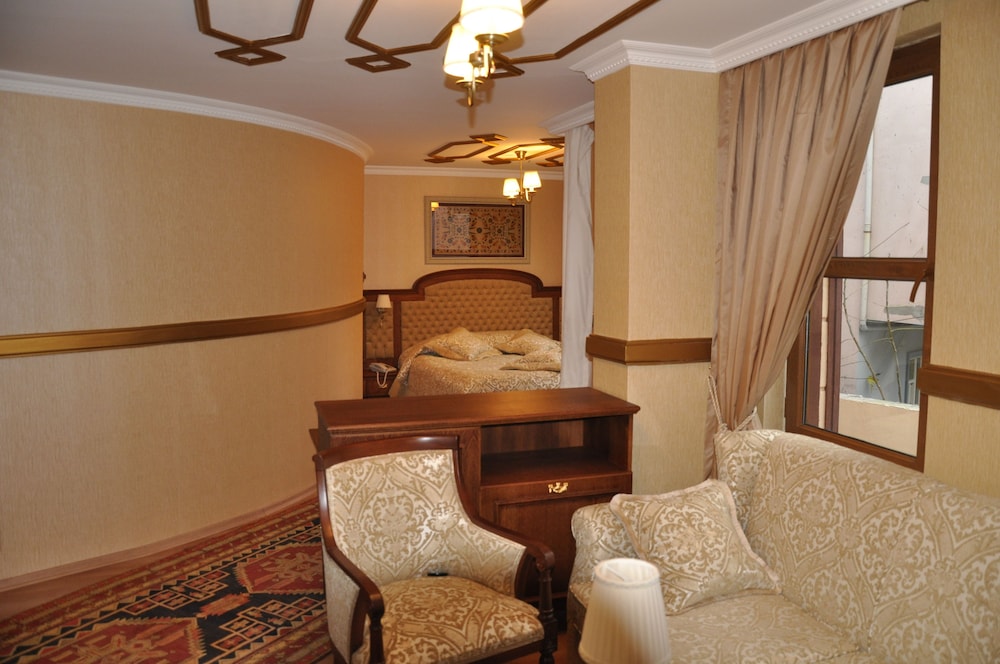 Classic Quadruple Room, 1 Bedroom, Accessible photo 3