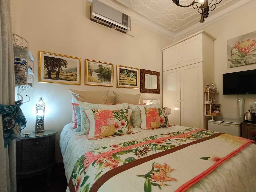 Standard Double Room photo 2