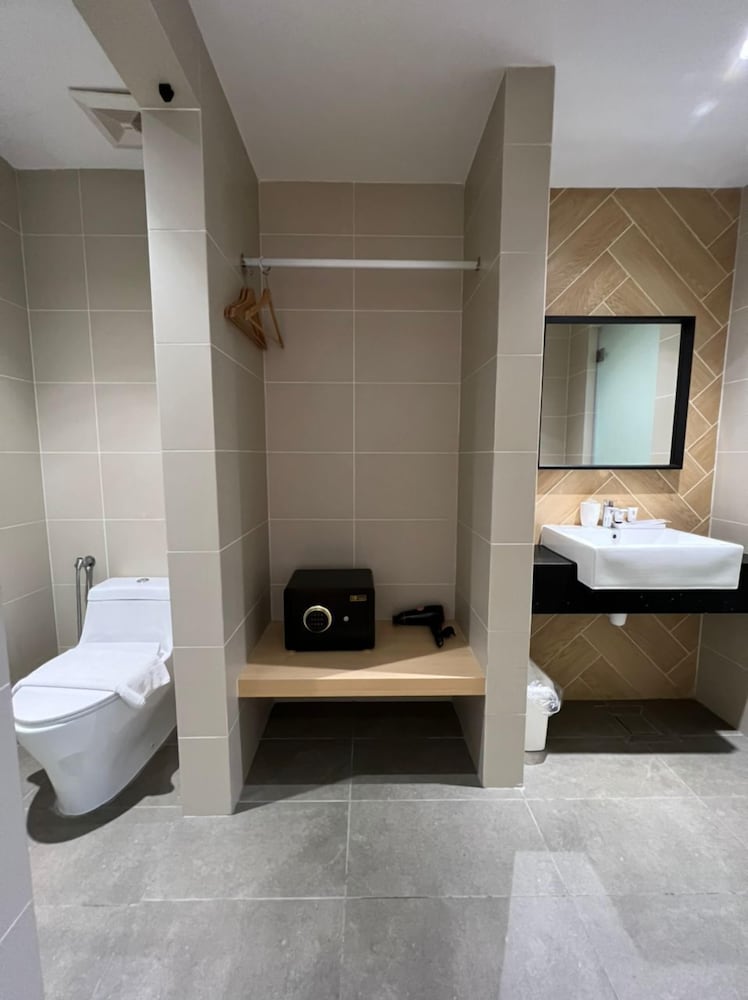 Superior Twin Room - Photo 2