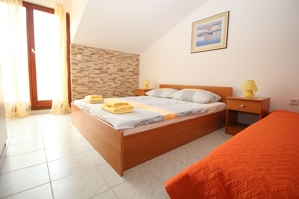 Apartment, 2 Bedrooms, Terrace, Sea View (2)