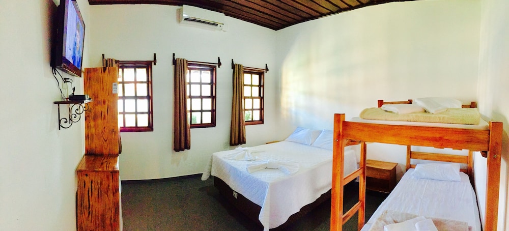 Deluxe Quadruple Room photo 2