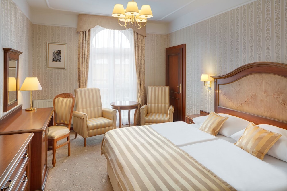 Deluxe Double Room with Wellness and Fitness Access photo 1