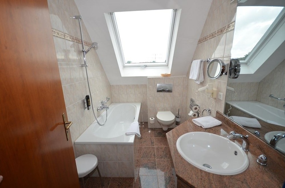 Double Room Single Use
