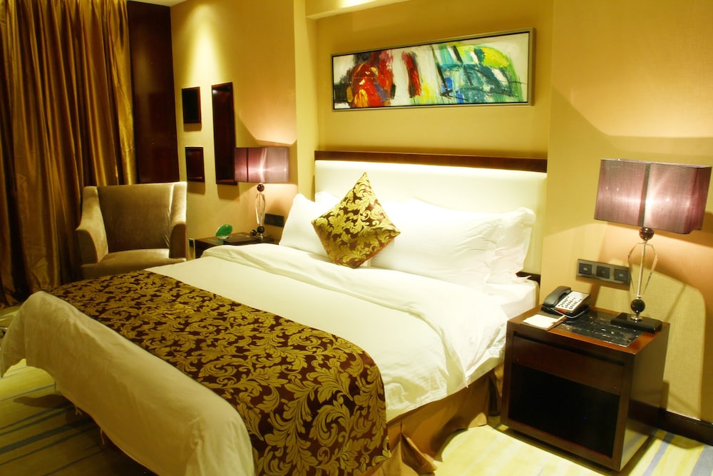 Executive Suite photo 2
