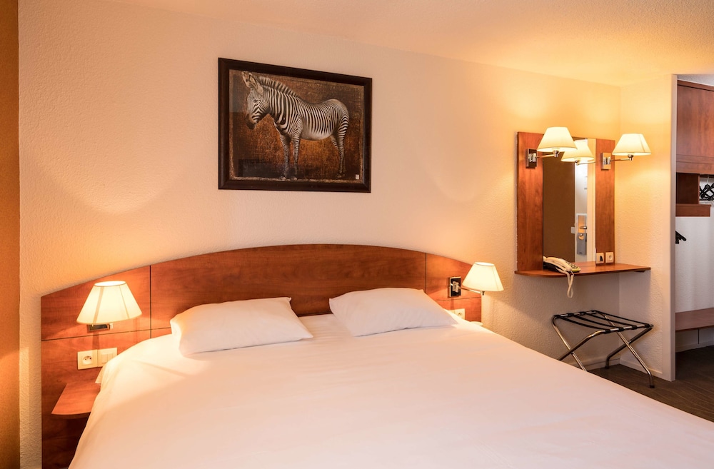 Standard Room, 1 Double Bed - Photo 6
