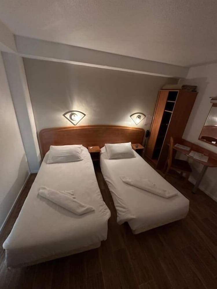 Twin Room photo 2