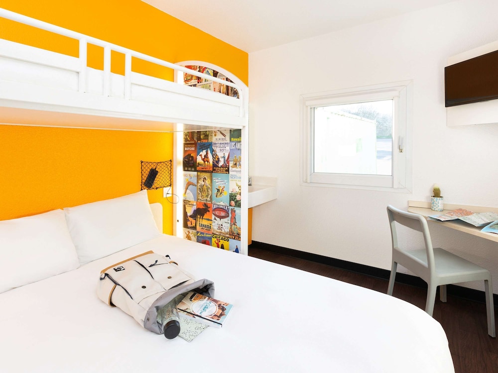 Room, Multiple Beds (Trio) photo 1