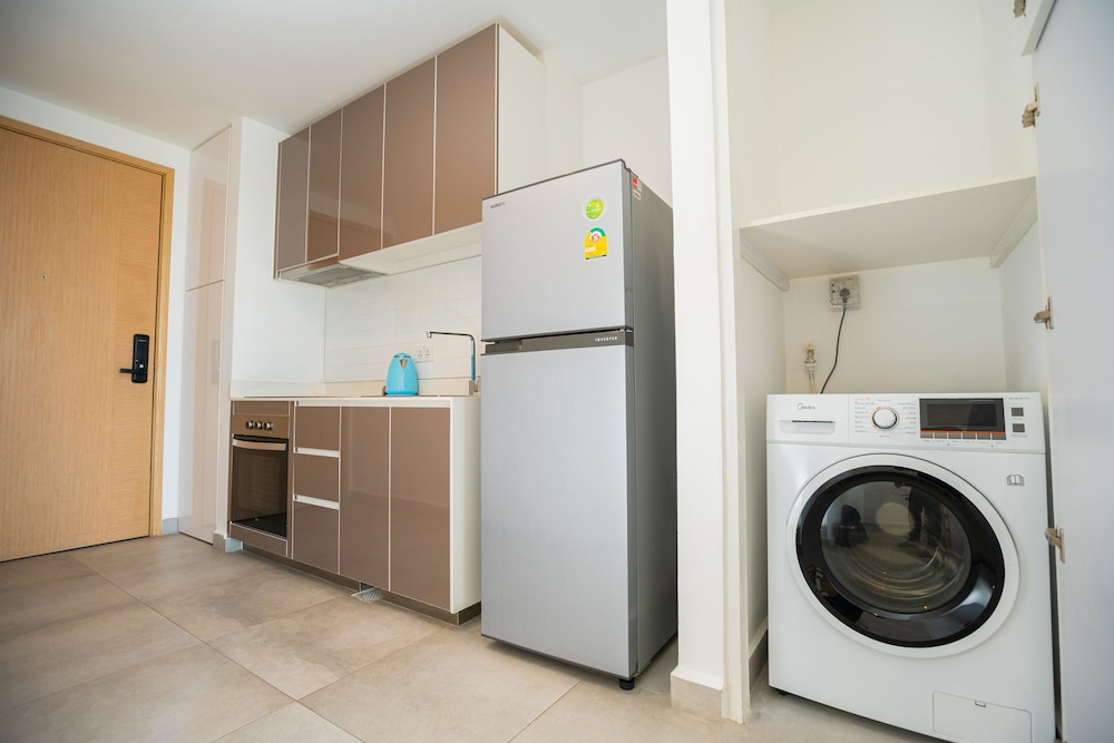 Deluxe Apartment photo 2