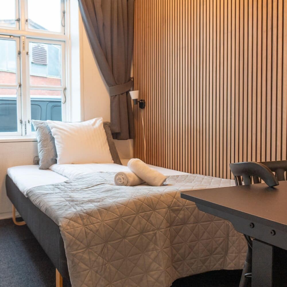 Basic Single Room