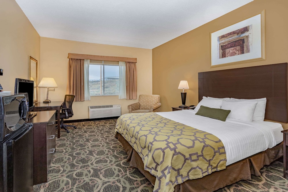 Room, 1 Queen Bed - Photo 4