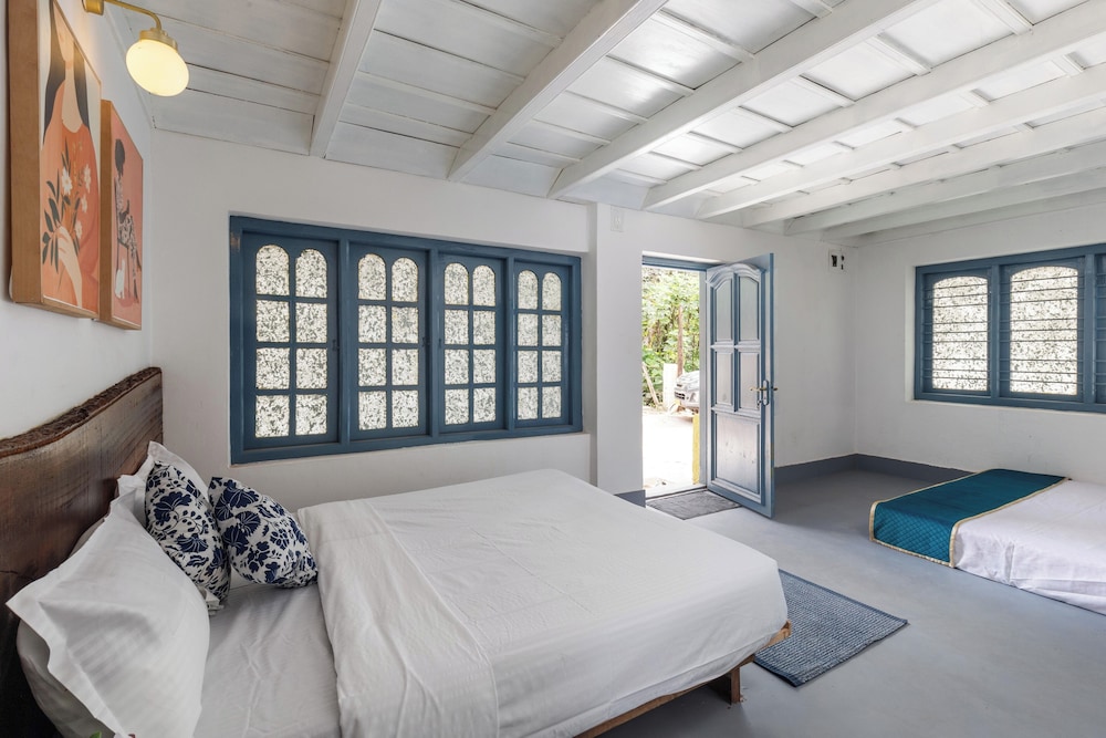 Comfort Quadruple Room, Mountain View