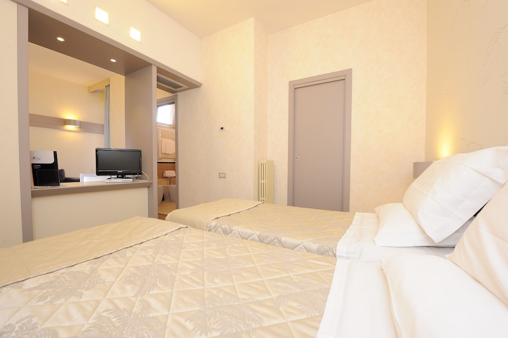 Premium Suite, 1 Double Bed photo 3
