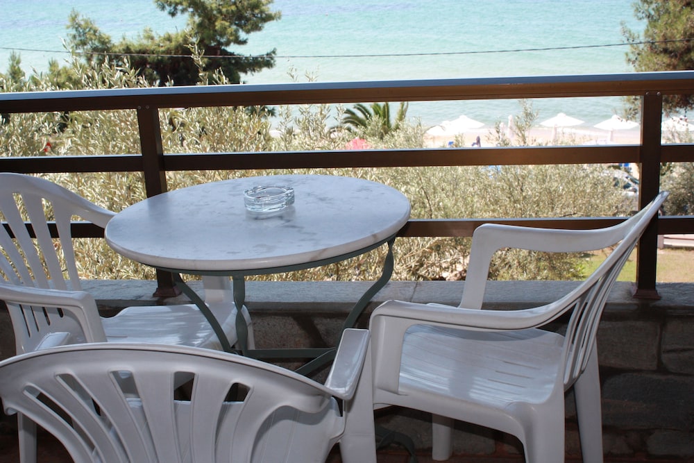 Triple Room, Balcony photo 3