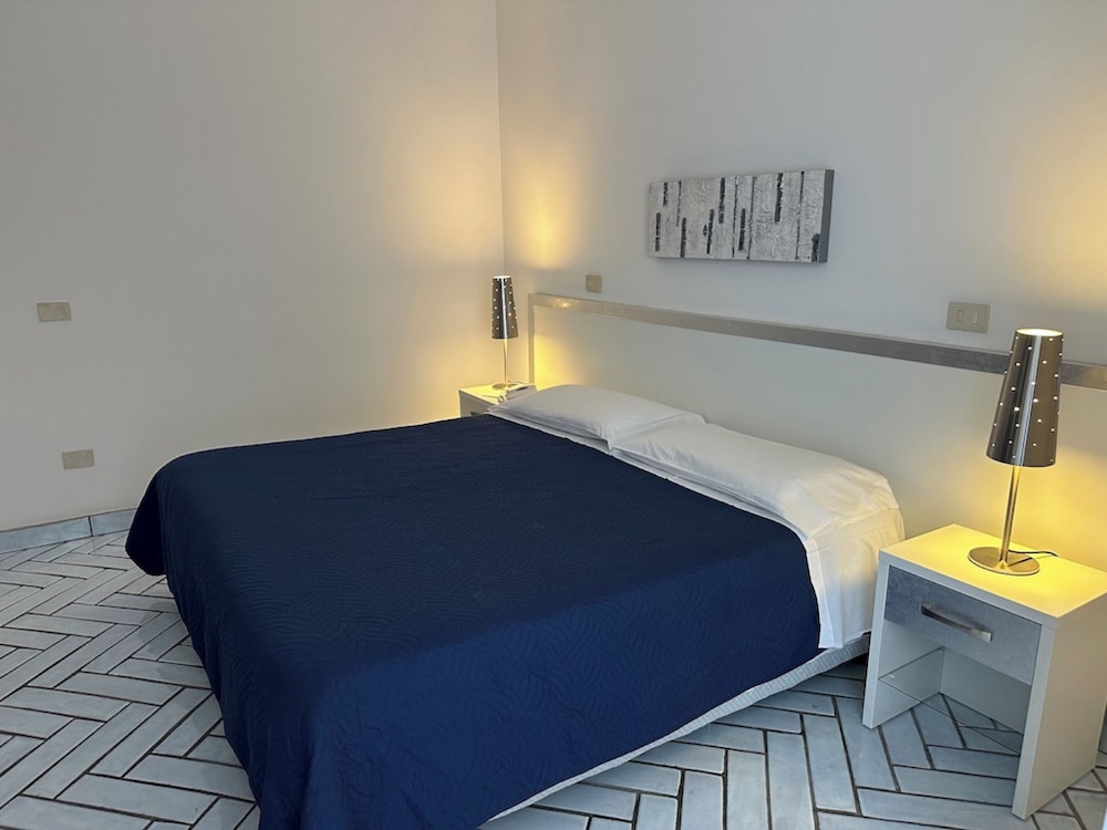 Standard Double Room, Jetted Tub, Sea View