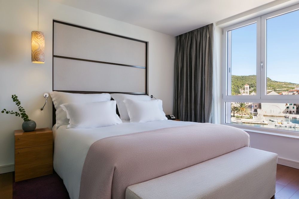 Suite, Sea View photo 3