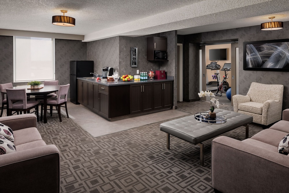 Premium Room, 2 Queen Beds, Executive Level photo 1