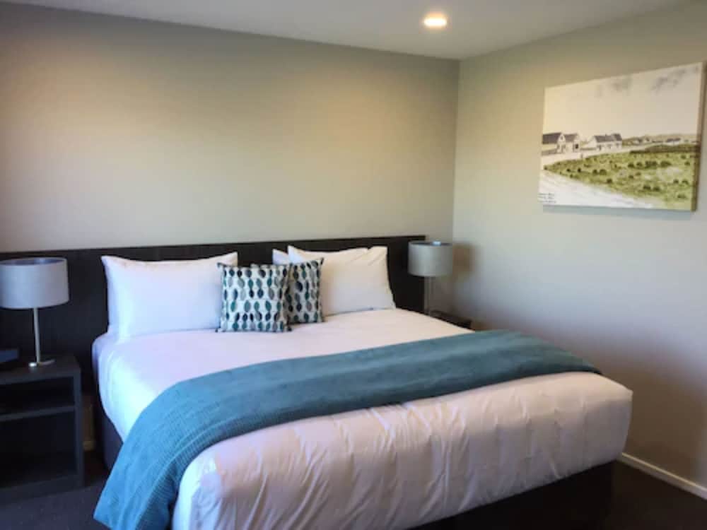 Superior Studio, Upper Level, Ocean View photo 2