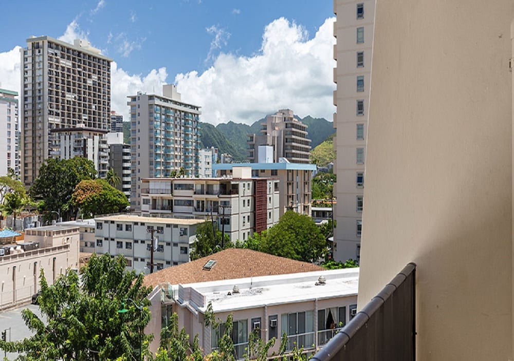 Deluxe Studio, Kitchenette, City View - Photo 4