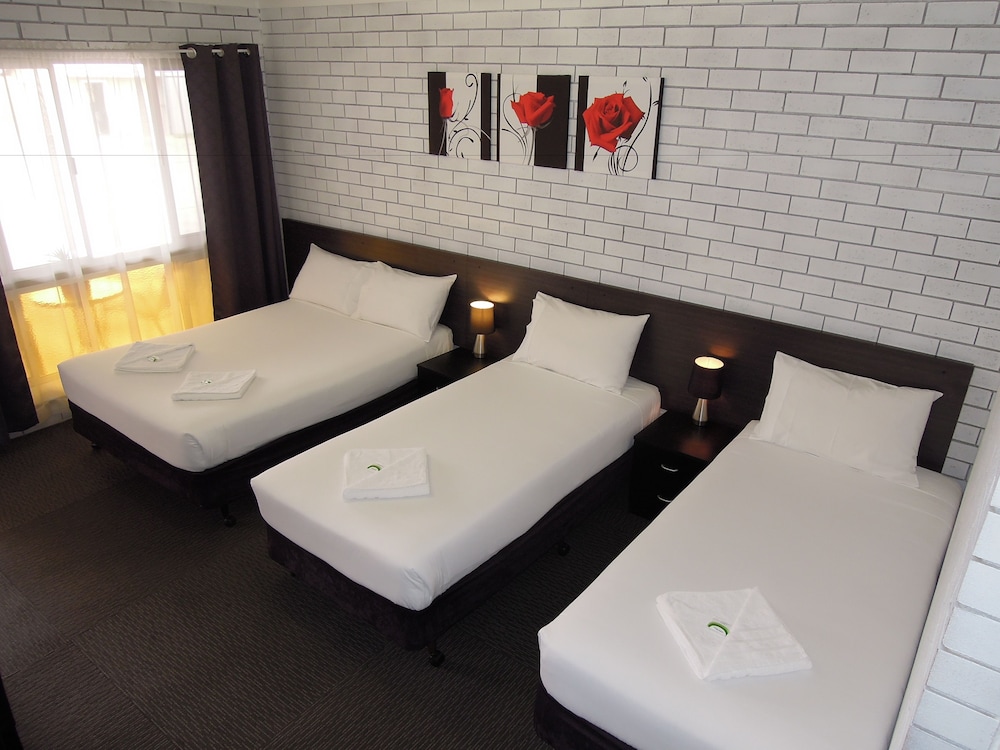 Studio, Ground Floor