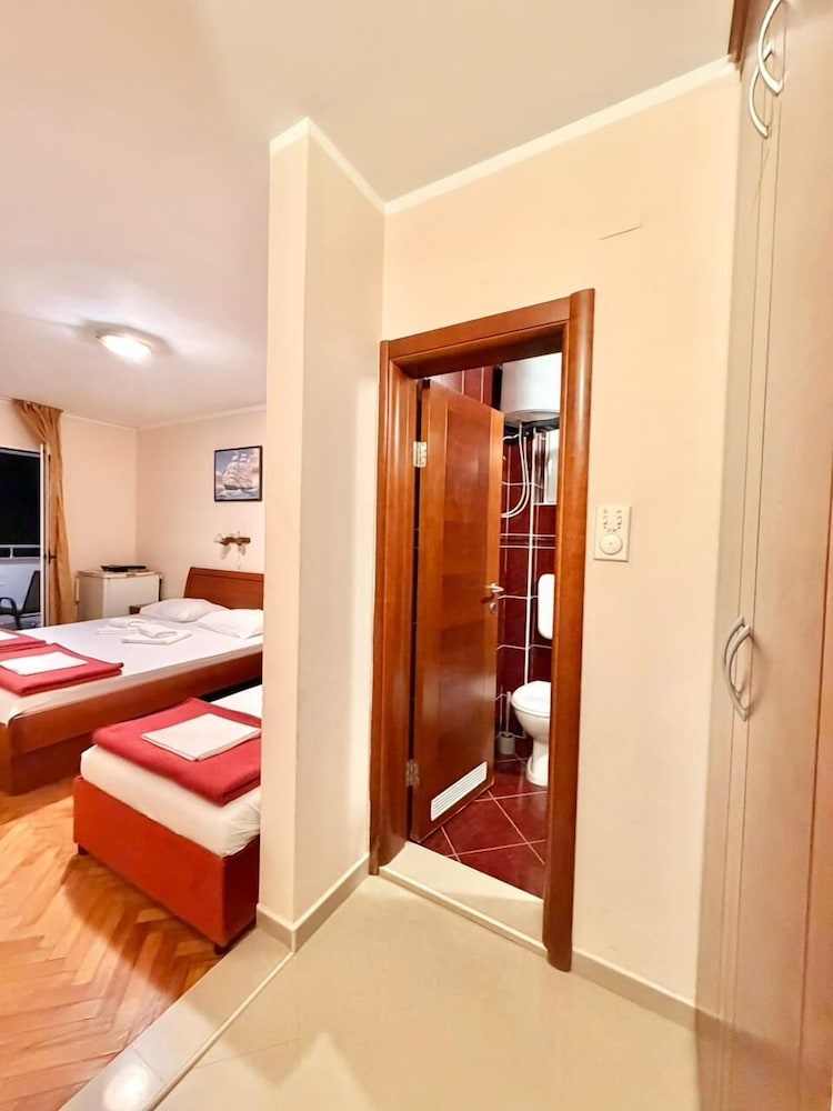 Comfort Triple Room, Balcony, Sea View photo 3