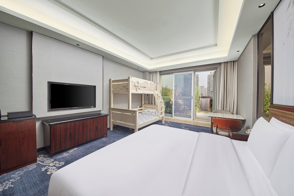 Standard Room, Multiple Beds (Outdoor Living Area)