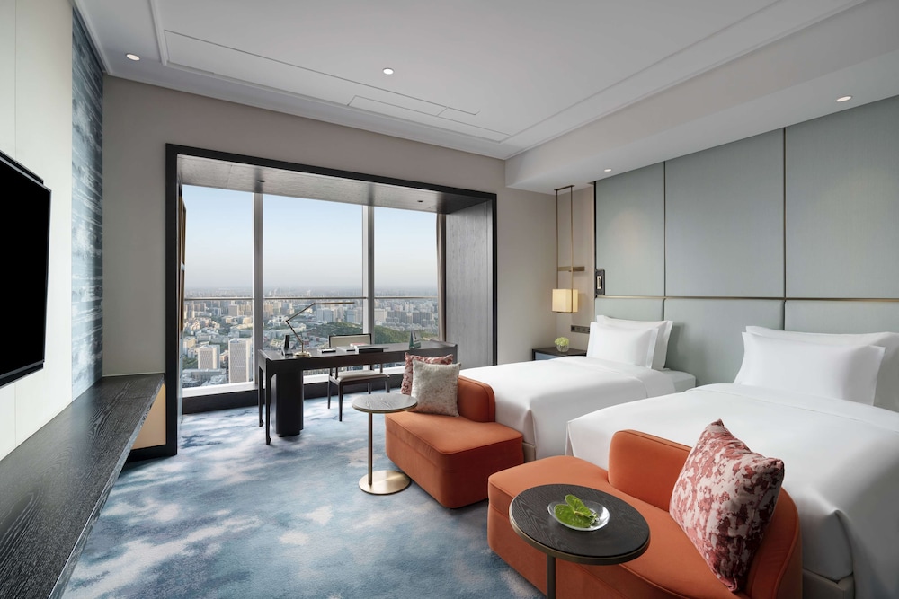 Room, 2 Twin Beds, City View photo 2