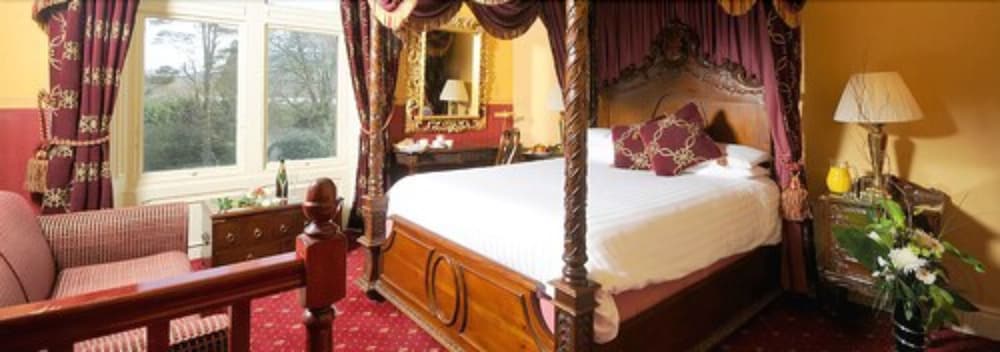 Suite - Photo 1