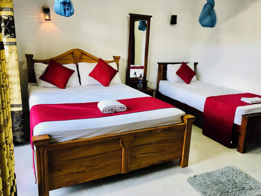 Superior Triple Room, Multiple Beds, Non Smoking photo 1