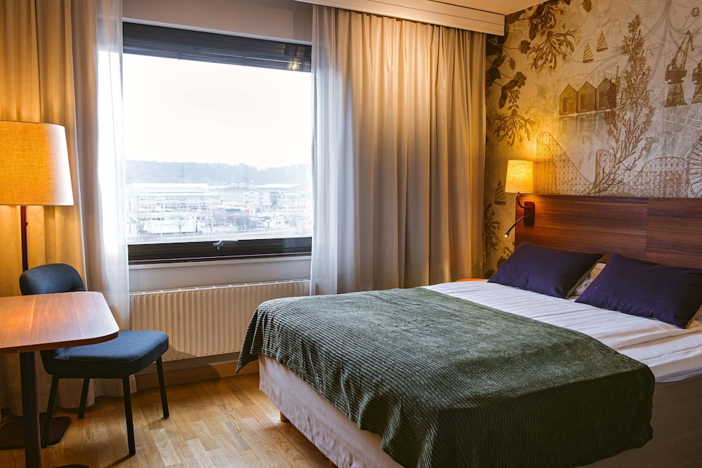Twin Room - Photo 3