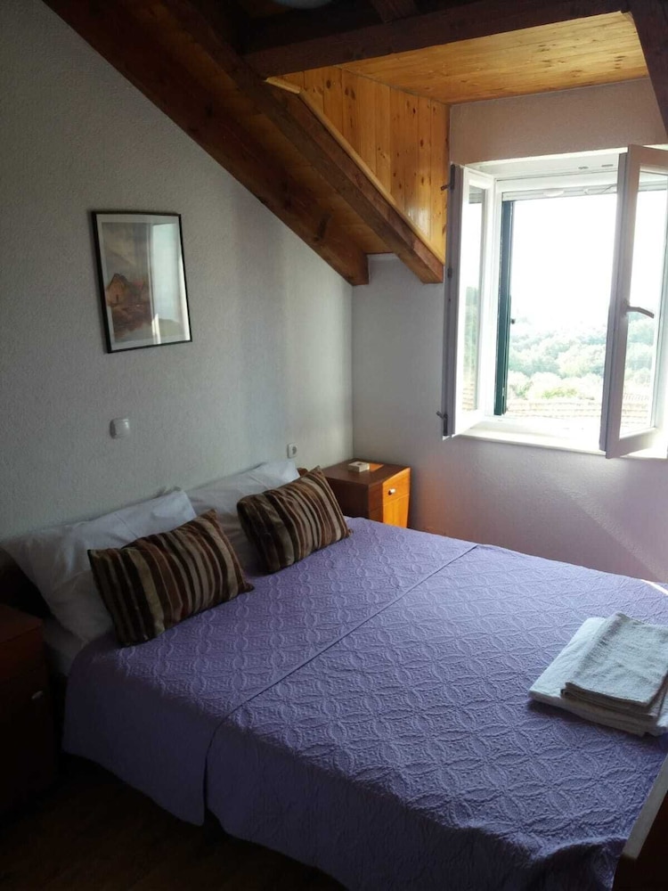 Double Room (R2) - Photo 4